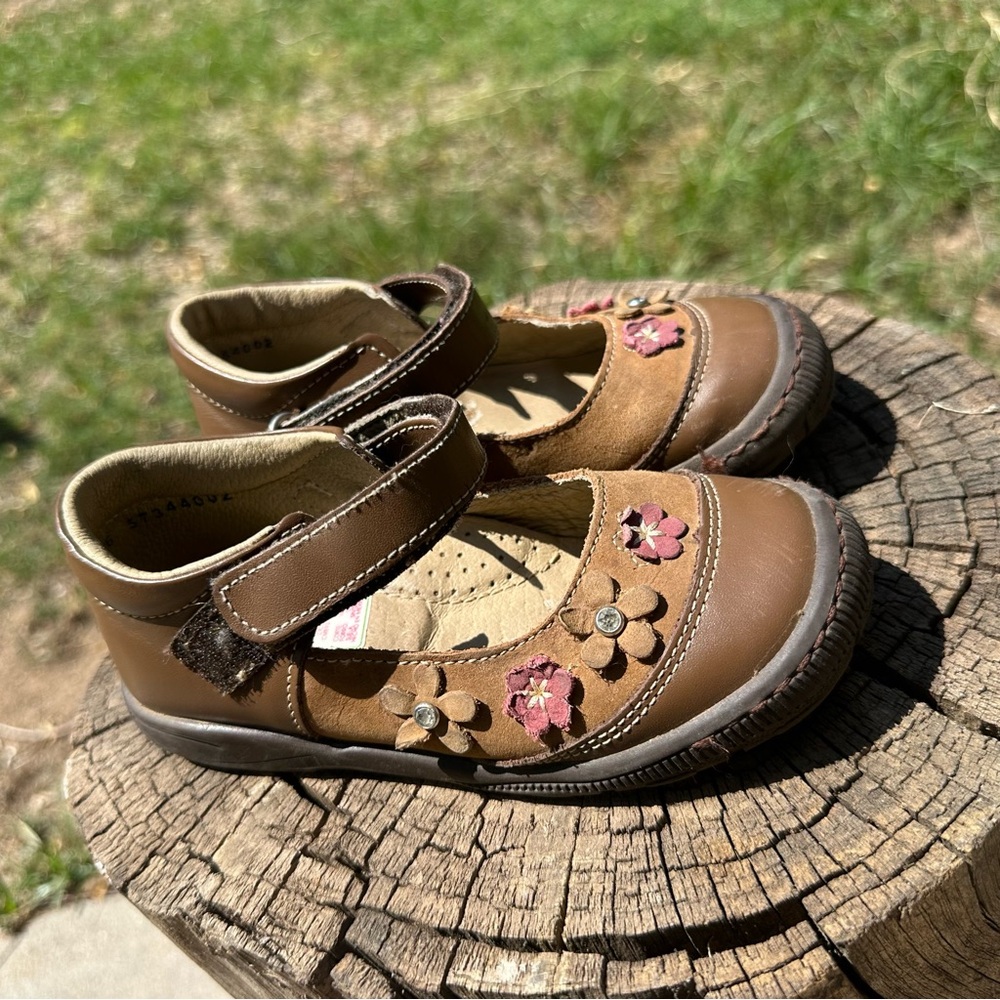 Youth Mini Burbujas size 9? Used.